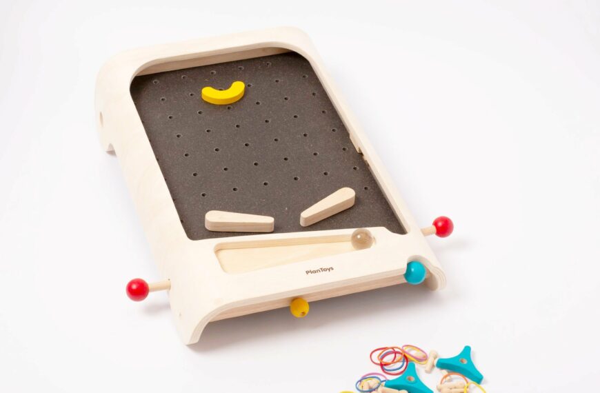 PlanToys e Bruno Munari in mostra a Milano con Corraini: Play no rules. Artist’s toys