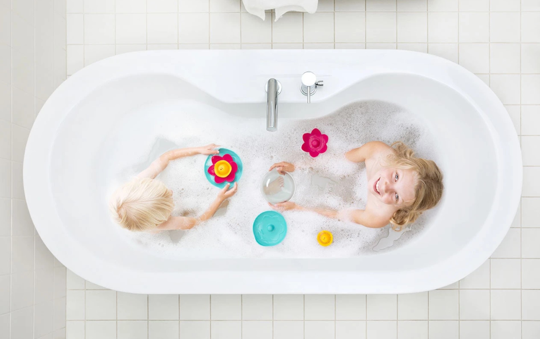 Attività bambini: giochi per il bagnetto e l'acqua