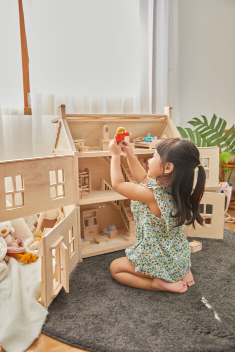 Victorian Doll house PlanToys