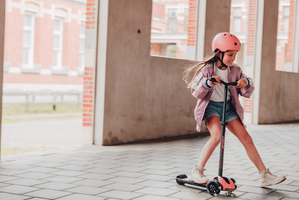 mobilità sostenibile ama e scoot & ride