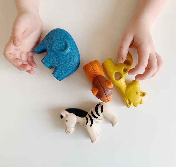PLANTOYS E AMA: I GIOCATTOLI SOSTENIBILI PERFETTI COME REGALI DI NATALE