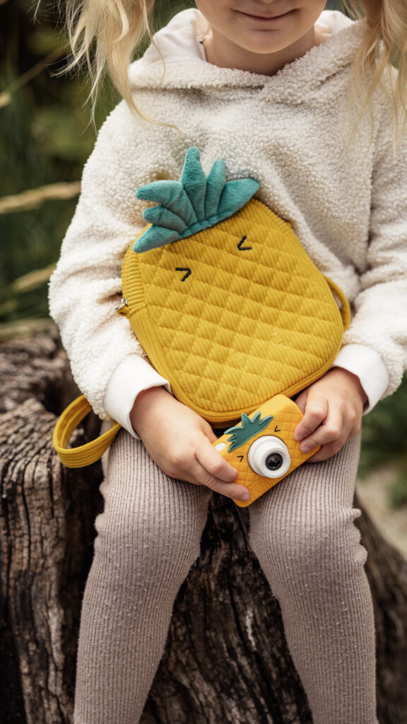 CHEEKY FRUITS BAGS AMA