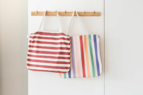 Play&Go Toto Bunny – Organizer trasformabile e shopper in cotone con coniglietto bianco