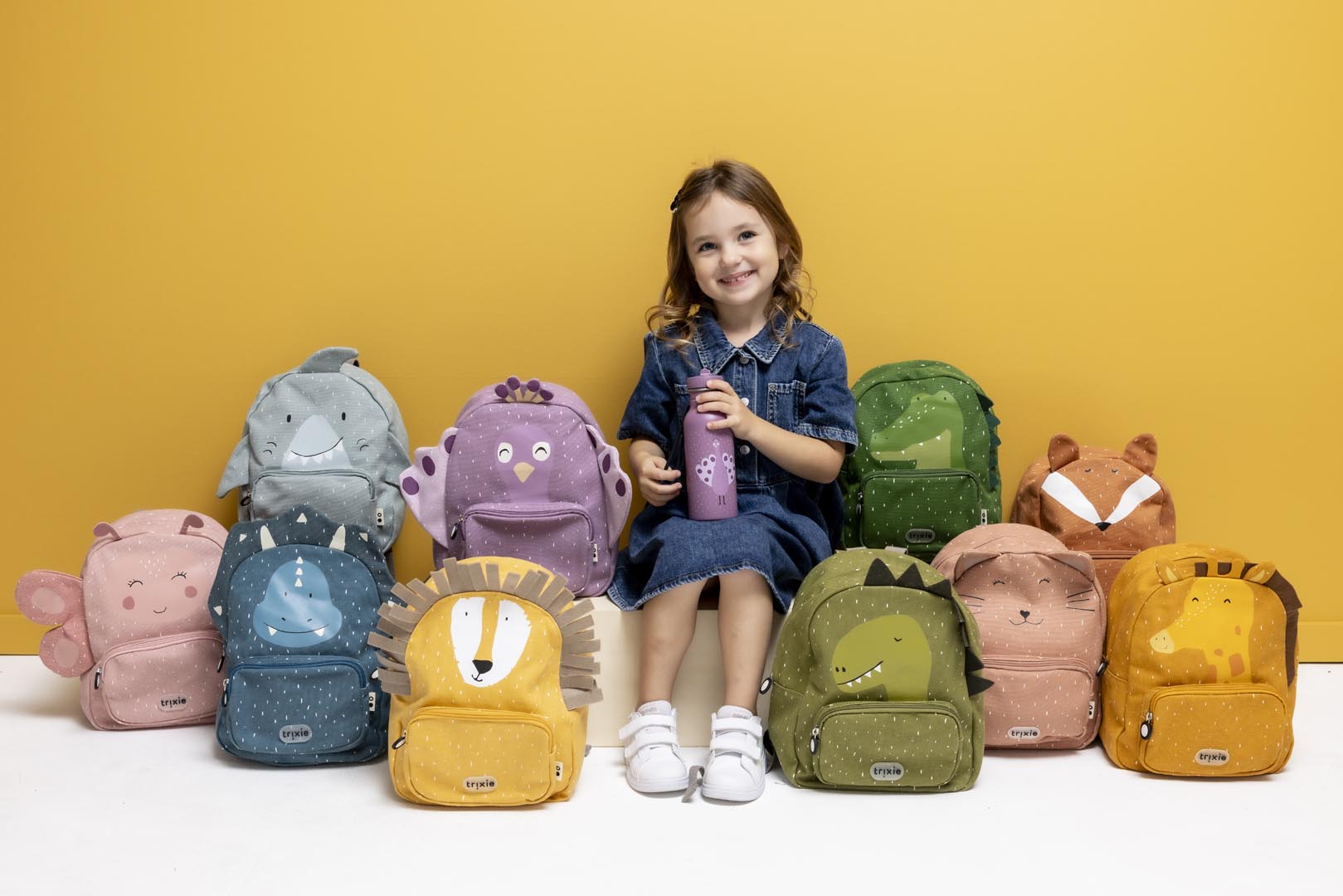 ZAINI TRIXIE AMA