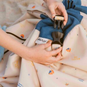 Play&Go Noomad Outdoor Magical Days – tappeto impermeabile agli schizzi e sacca giochi